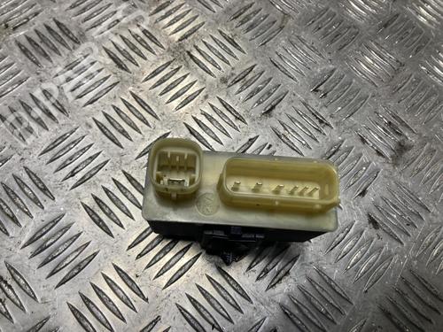 Used Electronic sensor PEUGEOT 5008 (0U_, 0E_) 1.6 HDi (114 hp) 32211551