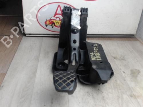 Used Break pedal SEAT IBIZA IV SC (6J1, 6P5) 1.9 TDI (90 hp) 25297537