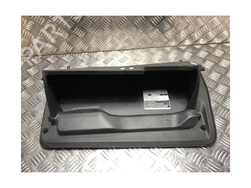Glove box TOYOTA YARIS (_P9_) 1.4 D-4D (NLP90_, NLP90R) | BP23036807C95 