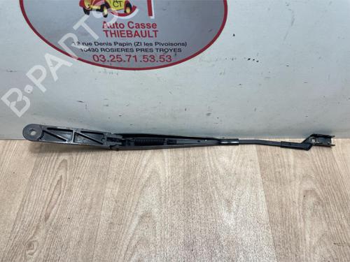 Used Front windshield wiper arm VW POLO V (6R1, 6C1) 1.6 TDI (90 hp) 20630672