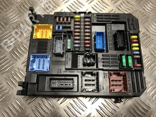 Used Fuse box CITROËN C4 SPACETOURER (3D_) 1.2 PureTech 130 (131 hp) 25306235