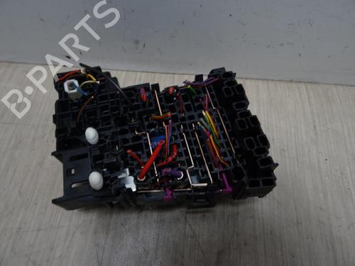 fuse-box-audi-a3-limousine-8vs-8vm-2013-2014-2015-2016-2017-2018-2019-2020-2021-23067731 main image