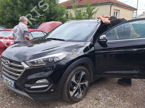 Middle console HYUNDAI TUCSON (TL, TLE) 1.7 CRDi | BP31197038I22