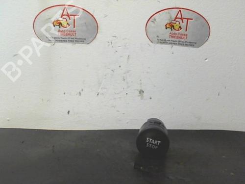 Used Switch RENAULT GRAND SCÉNIC III (JZ0/1_) 1.5 dCi (JZ09, JZ0D, JZ10, JZ14, JZ1G, JZ29, JZ2C) (110 hp) 13261973