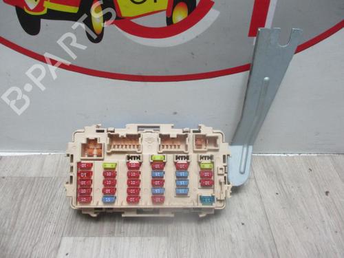 Used Fuse box NISSAN X-TRAIL I (T30) 2.2 dCi 4x4 (136 hp) 12964437