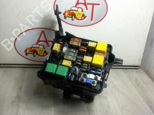 Boîte à Fusibles PEUGEOT 208 I (CA_, CC_) 1.6 HDi (114 hp) 22919452