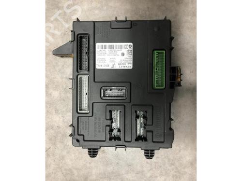 Fuse box RENAULT MEGANE IV Hatchback (B9A/M/N_) 1.6 dCi 130 (B9A4) | BP20620236E1 