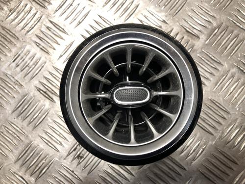 Used Air vent Air vent MERCEDES-BENZ GLB (X247) GLB 220 d 4-matic (247.615) (190 hp) 34099819 34099819