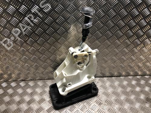 Used Gear lever Gear lever PEUGEOT 5008 II (MC_, MJ_, MR_, M4_) 1.5 BlueHDi 130 (MCYHZJ, MCYHZR, MCYHZX) (131 hp) 33611716 33611716