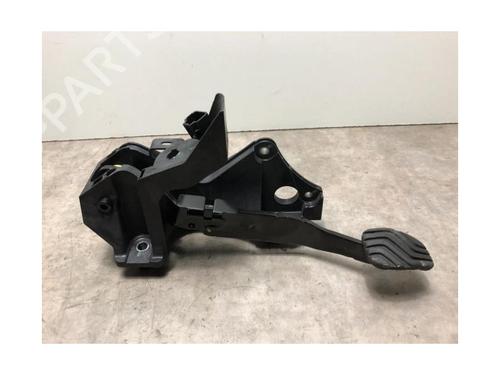 Break pedal RENAULT CLIO V (B7_) 1.0 TCe 90 (B7MT) | BP23036499I19 