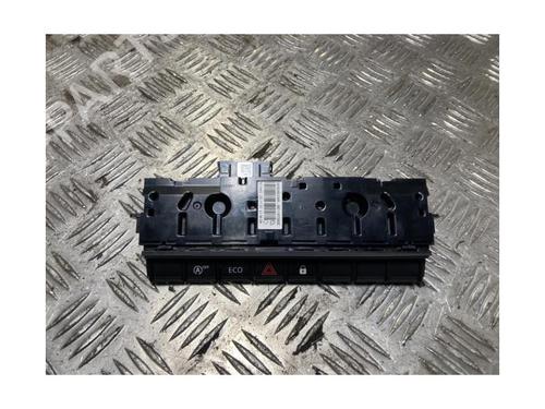 Bouton de warning RENAULT CLIO V (B7_) 1.0 TCe 90 (B7MT) | BP30765351I22