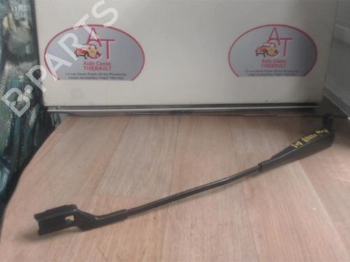 Front windshield wiper arm PEUGEOT 208 I (CA_, CC_) 1.2 VTI 82 | BP15529343C143 