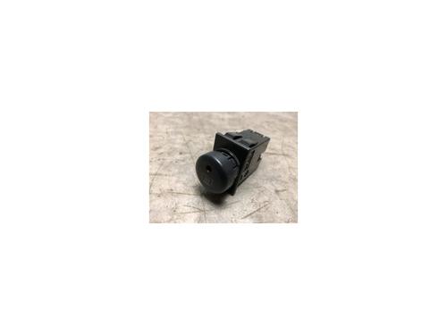 Switch SUZUKI JIMNY Closed Off-Road Vehicle (SN) 1.3 16V 4x4 (SN413) 3786075F10