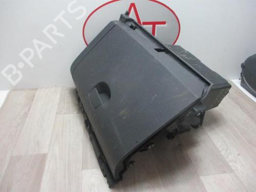 Used Glove box RENAULT SCÉNIC III (JZ0/1_) 1.9 dCi (JZ0J, JZ1J, JZ1K, JZ1S) (131 hp) 13226515