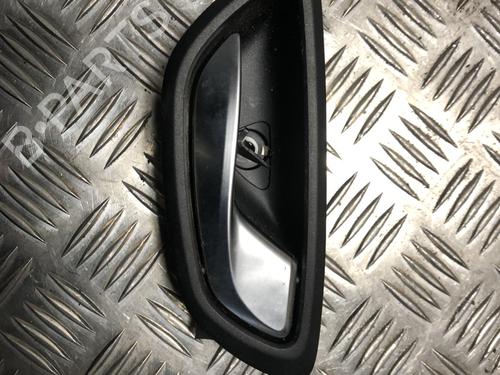 Højre fortil invendig håndtag Højre fortil invendig håndtag RENAULT MEGANE IV Hatchback (B9A/M/N_) 1.5 Blue dCi 115 (B9A6) (116 hp) 34415676 34415676
