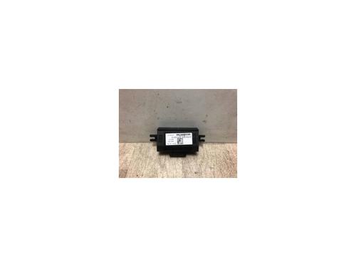 Used Control unit PEUGEOT 3008 II SUV (MC_, MR_, MJ_, M4_) 1.2 THP/ PureTech 130 (MRHNSM, MRHNSU, MRHNSJ, MRHNYW,... (131 hp) 23035268