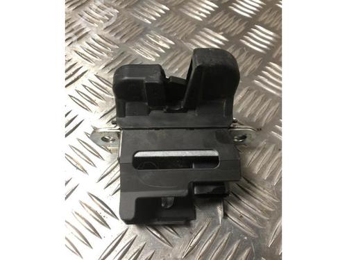 Zamek klapy tylnej / bagażnika VW PASSAT B6 Variant (3C5) 2.0 FSI 4motion | BP30765332C101 