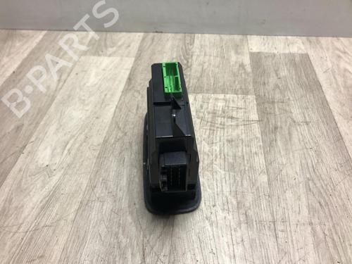 Left front window switch VOLVO S60 I (384) R 2,5 T AWD | BP39050737I27 - Image 2