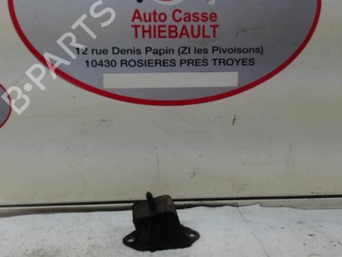 Used Gearbox mount RENAULT 21 Saloon (L48_) 2.1 D (L486) (65 hp) 30673165