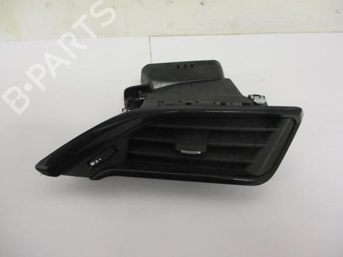 Used Air vent PEUGEOT 208 I (CA_, CC_) 1.0 VTi (68 hp) 13133055