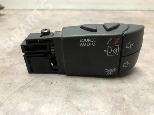 Used Switch RENAULT TWINGO II (CN0_) 1.5 dCi 90 (86 hp) 23100191