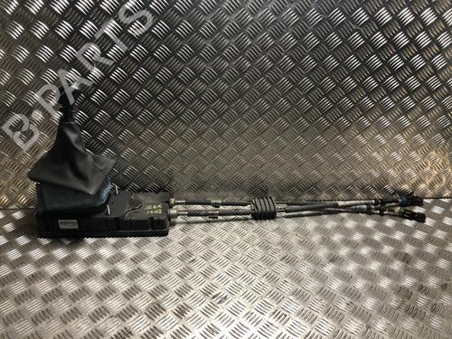 Used Gear lever Gear lever PEUGEOT 308 SW III (FC_, FJ_, FR_, F4_, FN_) BlueHDi 130 (FCYHZL, FCYHZT) (131 hp) 33747977 33747977