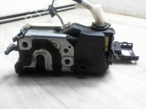 Front right lock PEUGEOT 308 I (4A_, 4C_) 1.6 HDi | BP13283777C97 