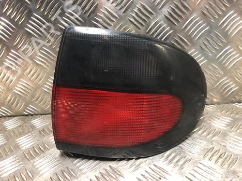 Farolim direito RENAULT MEGANE I Classic (LA0/1_) 1.6 e (LA0F, LA0S) (90 hp) 31244671