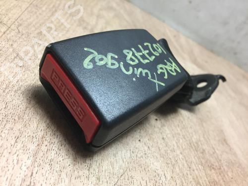 Seat buckle RENAULT TWINGO II (CN0_) 1.2 16V (CN04, CN0B) | BP20627044I32 