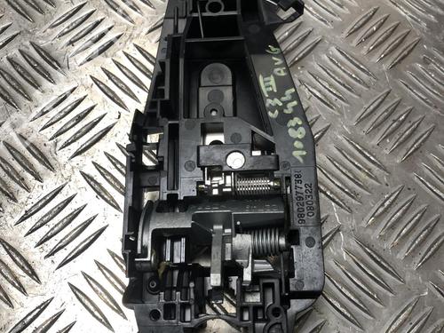 Used Front left exterior door handle CITROËN C3 III (SX) 1.2 PureTech 82 (83 hp) 31246246