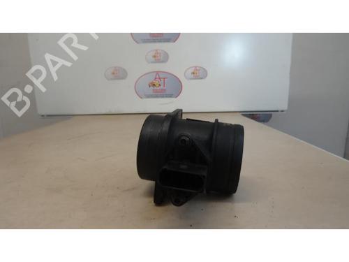 Luchtmassameter VW NEW BEETLE (9C1, 1C1) 2.0 (115 hp) 30702849