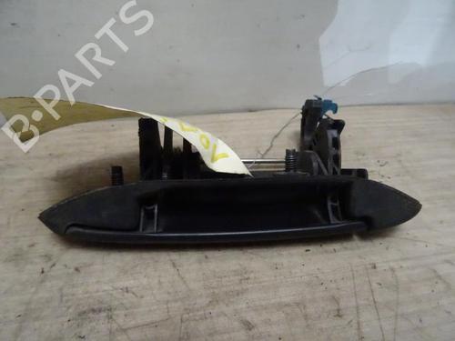 front-right-exterior-door-handle-renault-clio-ii-bb_-cb_-12-bb0a-bb0f-bb10-bb1k-bb28-bb2d-bb2h-cb0a-7701471884-1998-1999-2000-2001-2002-2003-2004-2005-2006-2007-2008-2009-2010-2011-2012-2013-2014-2015-2016-13272817 main image