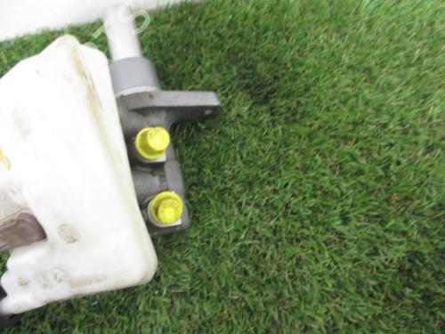 Brake master cylinder PEUGEOT 5008 (0U_, 0E_) 2.0 HDi | BP12968119M77