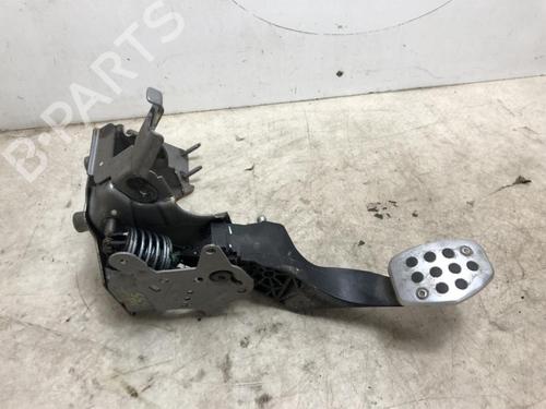 Used Clutch pedal CITROËN DS5 2.0 HDi 165 (163 hp) 20623266