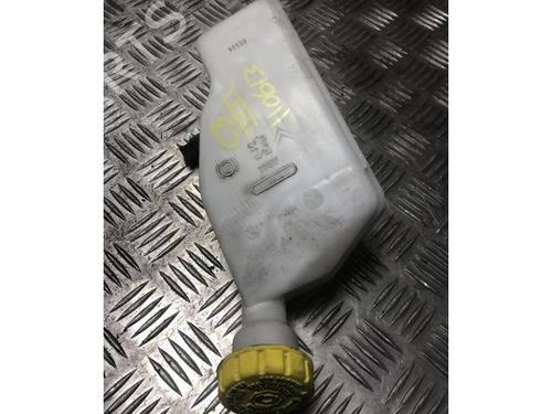 Brake fluid reservoir CITROËN C3 III (SX) 1.5 BlueHDi 100 (SXYHYP, SXYHTU) | BP30767105M118