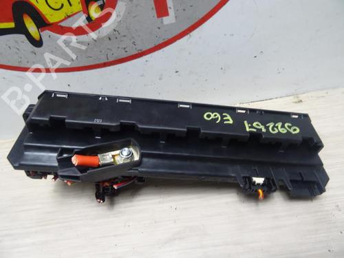 Used Fuse box BMW 5 (E60) 530 d (218 hp) 12983314