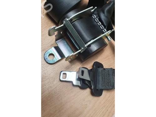 Rear center seatbelt CITROËN C3 Picasso (SH_) 1.6 HDI 90 | BP13261654I27 