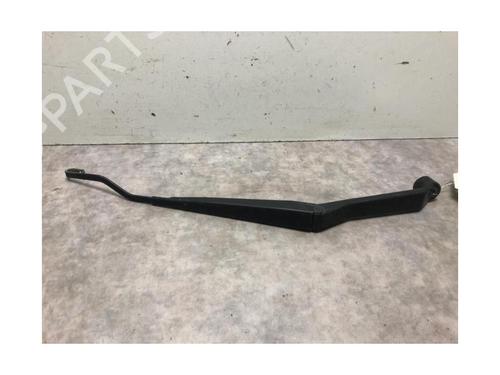 Front windshield wiper arm SUZUKI GRAND VITARA II (JT, TE, TD) 1.9 DDiS All-wheel Drive (JT419, TD44, JB419WD, JB419XD,... | BP20616715C143 