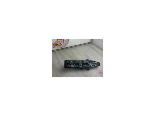 Used Licence plate light RENAULT SCÉNIC II (JM0/1_) 1.9 dCi (JM0G, JM12, JM1G, JM2C) (120 hp) 13290445