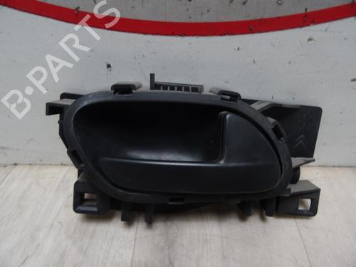 Used Front right interior door handle PEUGEOT EXPERT Van (VF3A_, VF3U_, VF3X_) 1.6 HDi 90 8V (90 hp) 13225931