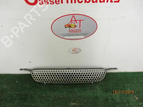 Used Grille TOYOTA COROLLA (_E12_) 2.0 D-4D (CDE120R, CDE120L_) (116 hp) 20630904