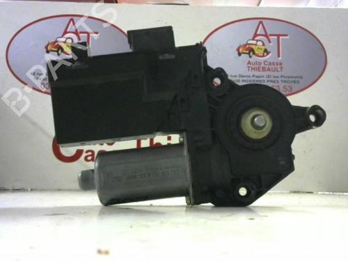 Vindusheismotor venstre foran PEUGEOT 307 Break (3E) 2.0 HDI 110 (107 hp) 23567606