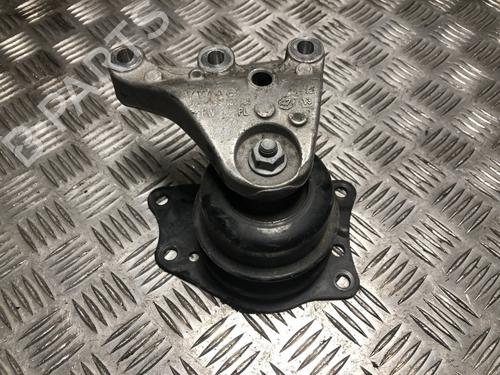 Used Engine mount Engine mount VW POLO V (6R1, 6C1) 1.6 TDI (90 hp) 33884015 33884015
