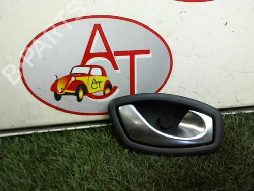 front-right-interior-door-handle-renault-megane-iii-hatchback-bz01_-b3_-15-dci-826720001r-2008-13225743 main image