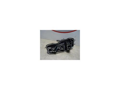 Used Licence plate light RENAULT SCÉNIC II (JM0/1_) 1.5 dCi (JM1E, JM16) (106 hp) 13290654