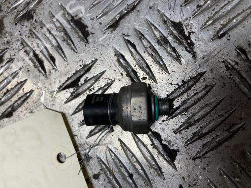 Used Electronic sensor BMW 1 Coupe (E82) 118 d (143 hp) 31186199