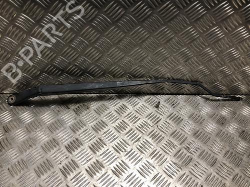 Used Front windshield wiper arm Front windshield wiper arm 37489881 37489881