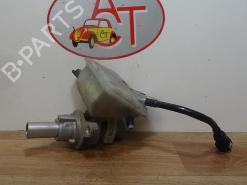 Used Brake master cylinder PEUGEOT 308 I (4A_, 4C_) 1.6 HDi (109 hp) 13276808