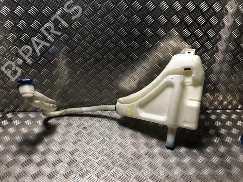 Used Windscreen washer tank Windscreen washer tank 39685032 39685032