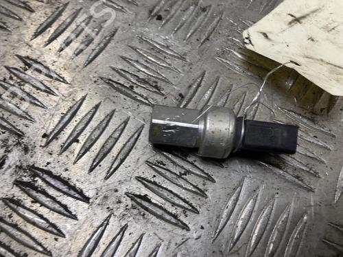 Used Electronic sensor Electronic sensor VW UP! (121, 122, BL1, BL2, BL3, 123) 1.0 (60 hp) 34117286 34117286